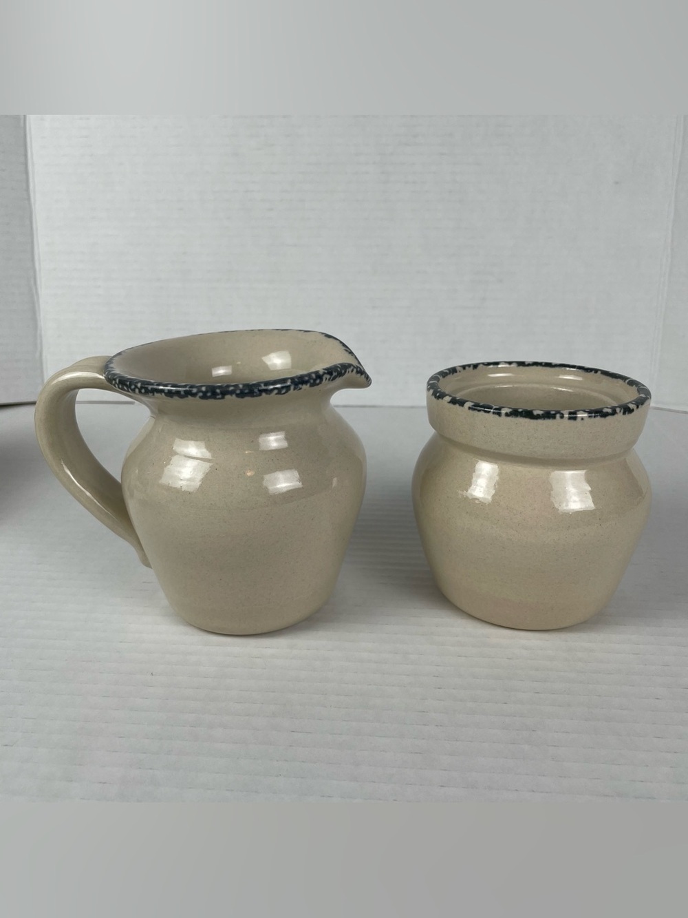 Vintage Home & Garden Party Stoneware Magnolia 4pc Set Cups Cream Sugar Canister - Picture 8 of 16